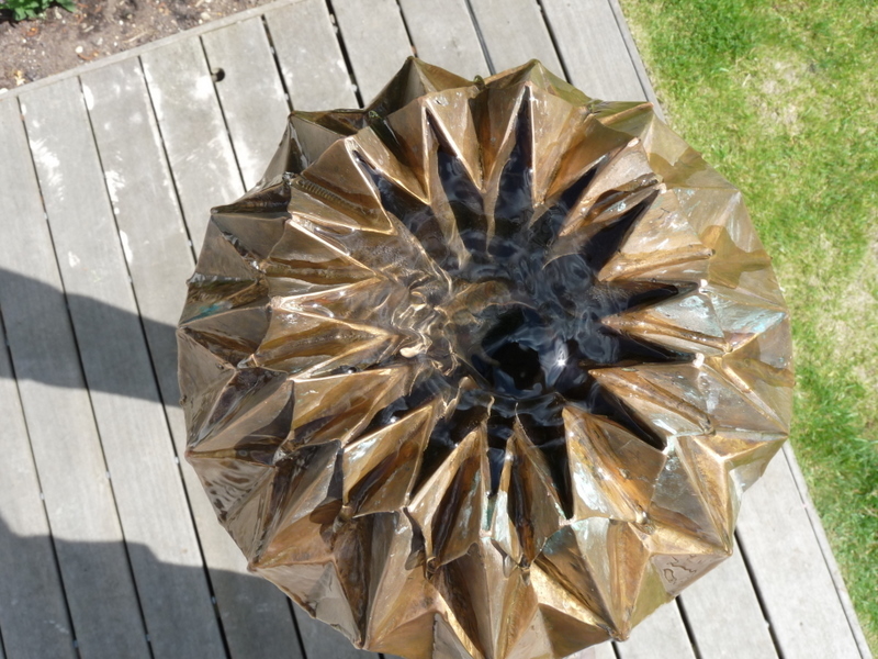 Sculpture Foldedoriginal watercolor by artist stéphane gantelet whith the title of artwork is Bulbe fluide