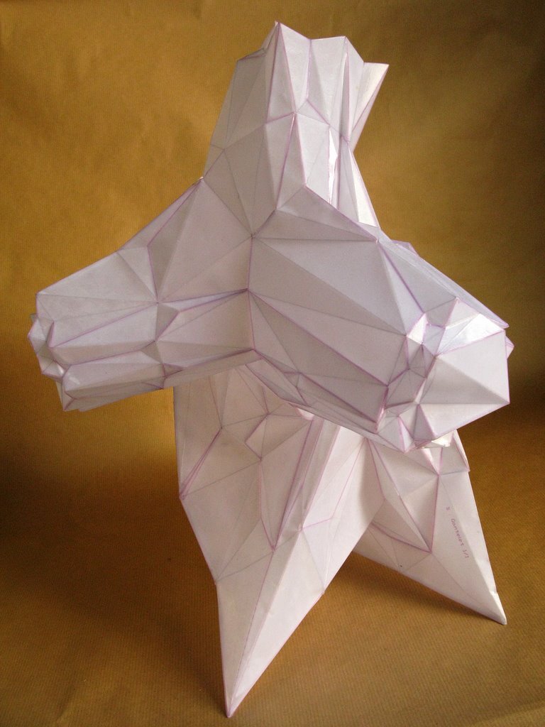 I folded a lot of papers when I stopped being a bronze sculptor. A need to lighten up, no doubt. However, I sometimes convert paper into bronze. In this case, I use wax/lost paper instead of the traditional lost wax. I use thin paper because it deforms and inflections linked to the tensions of folding appear and leave a trace. These stigmata of the action of folding paper tell the story of the formation of volume in the manner of a tree’s bark, which cracks and deforms as it grows.